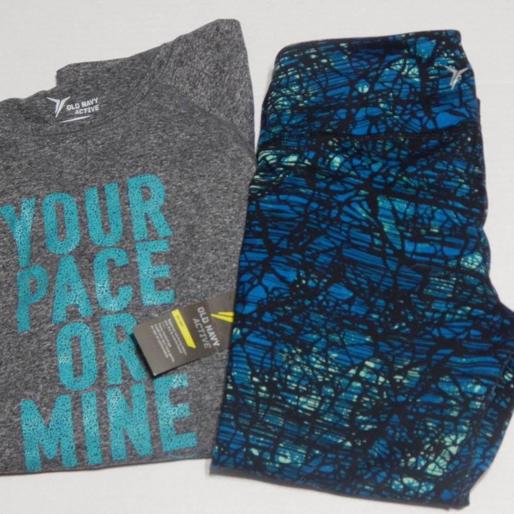 Old Navy Active Set with Long Sleeve Top and Capri